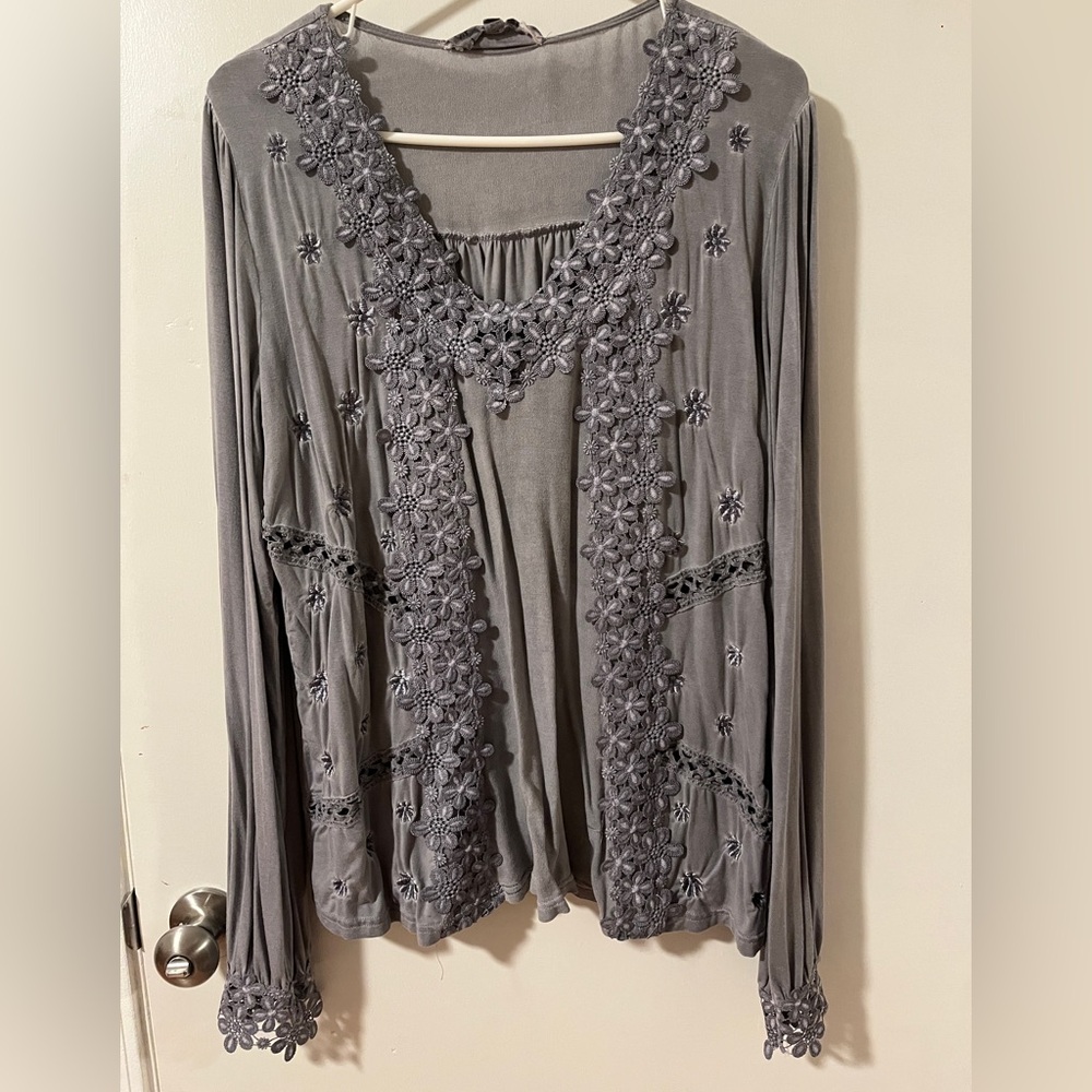 Gray Freckled Poppy Top